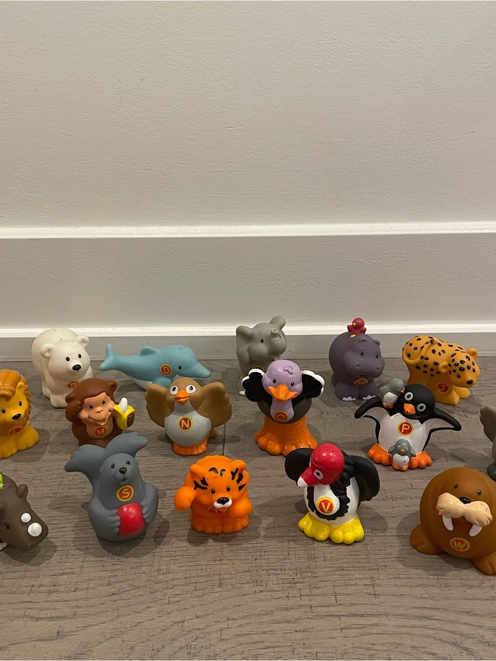 16 Fisher Price Little People Alphabet Animals